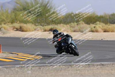 media/Oct-08-2022-SoCal Trackdays (Sat) [[1fc3beec89]]/Turn 10 (945am)/